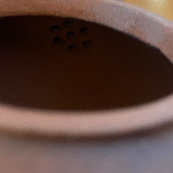 4 Miniature Teapots Cast Iron and Yixing Clay - Picture 12 of 15